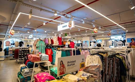 Fashion Corner Image 4